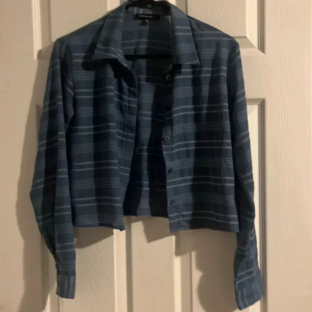 Kendall & Kylie button down blouse - Size XS - Picture 4 of 5